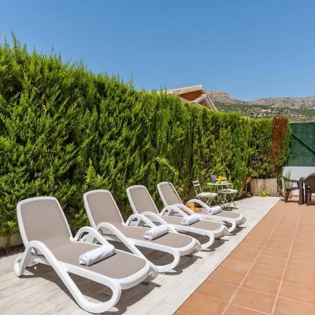 Bungalow Marie - Plusholidays كاليبي